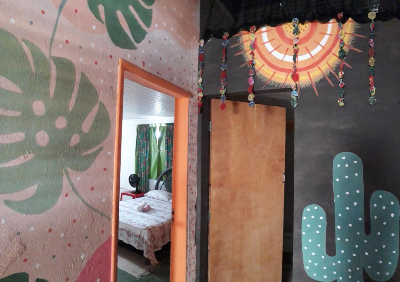 Perto Do Aeroporto De Salvador - Dona Pitanga Hostel Lauro de Freitas Exteriér fotografie
