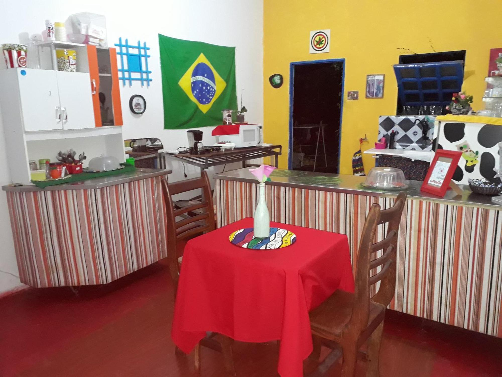 Perto Do Aeroporto De Salvador - Dona Pitanga Hostel Lauro de Freitas Exteriér fotografie
