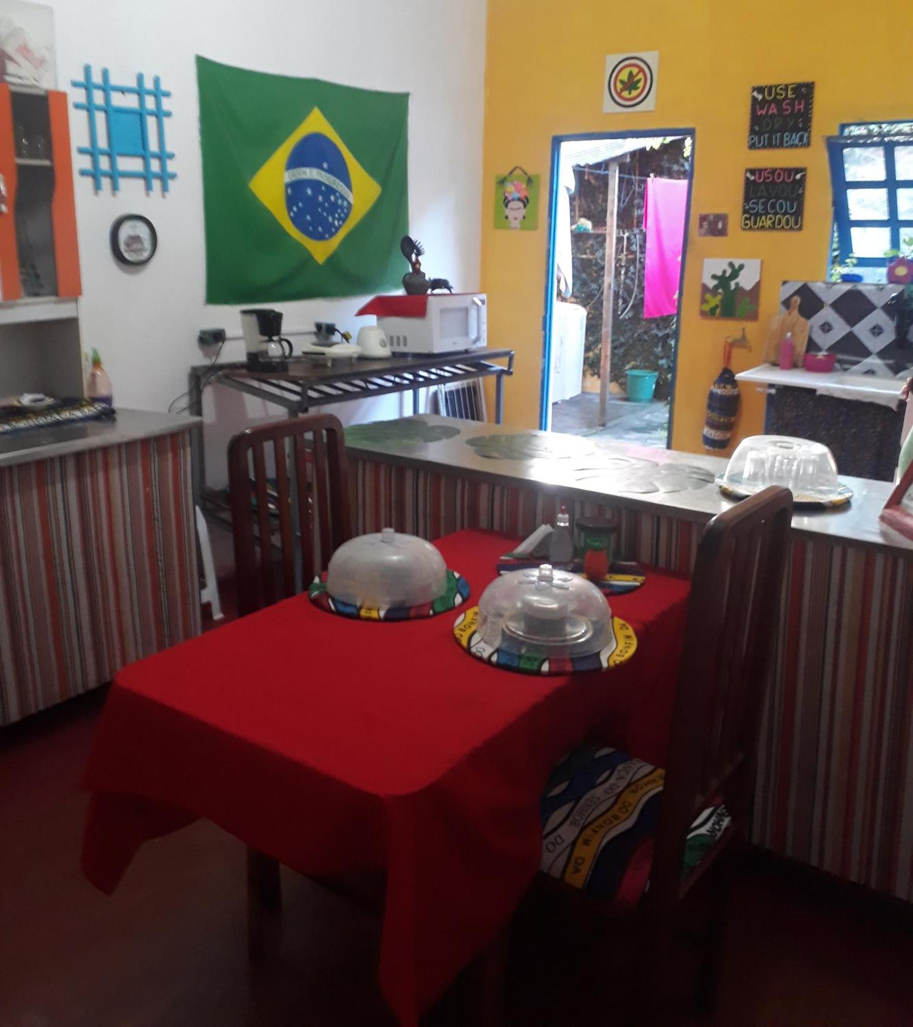 Perto Do Aeroporto De Salvador - Dona Pitanga Hostel Lauro de Freitas Exteriér fotografie